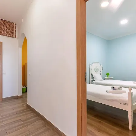 Alfama 2nd Floor Amazing River View Διαμέρισμα *