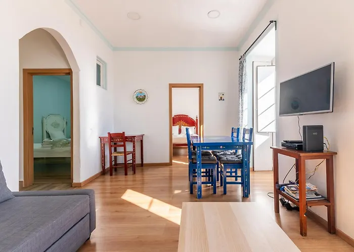Alfama 2nd Floor Amazing River View * Lisbon
