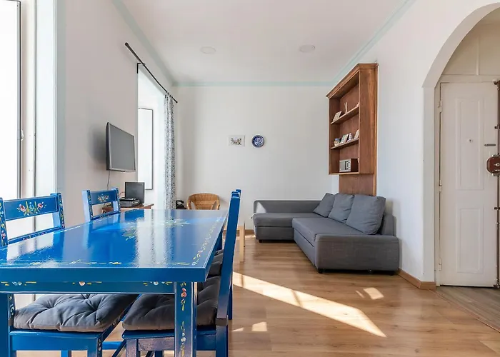 Alfama 2nd Floor Amazing River View Apartment