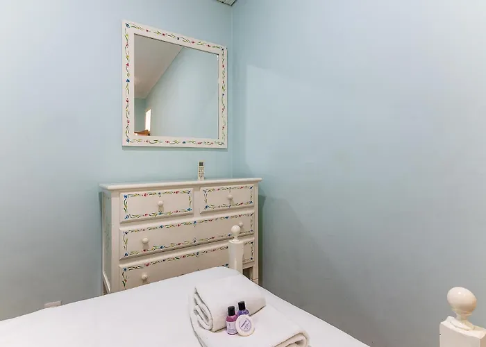 Alfama 2nd Floor Amazing River View * Lisbon