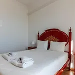 Alfama 2nd Floor Amazing River View *