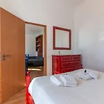 Alfama 2nd Floor Amazing River View *